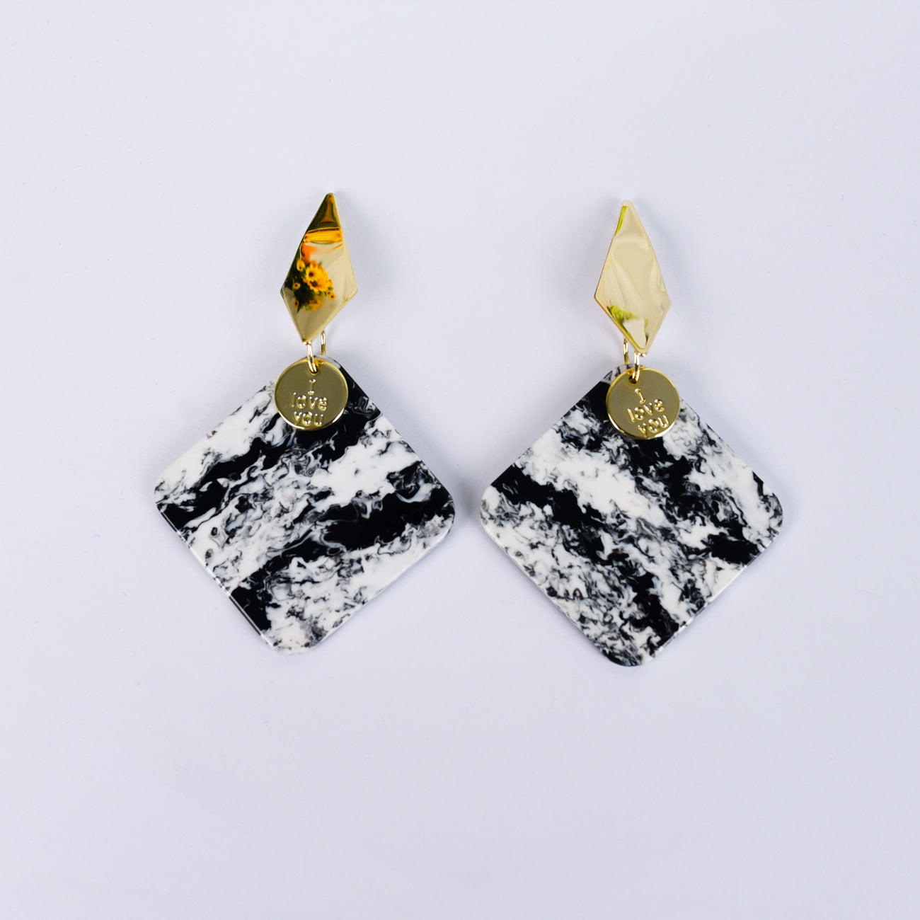 Black and white patterned atmospheric earrings,high-end versatile square earrings, cool style,long style, fashionable