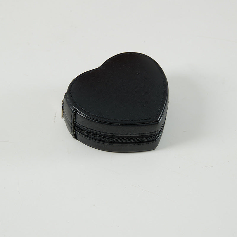 Leather heart-shaped jewelry storage box