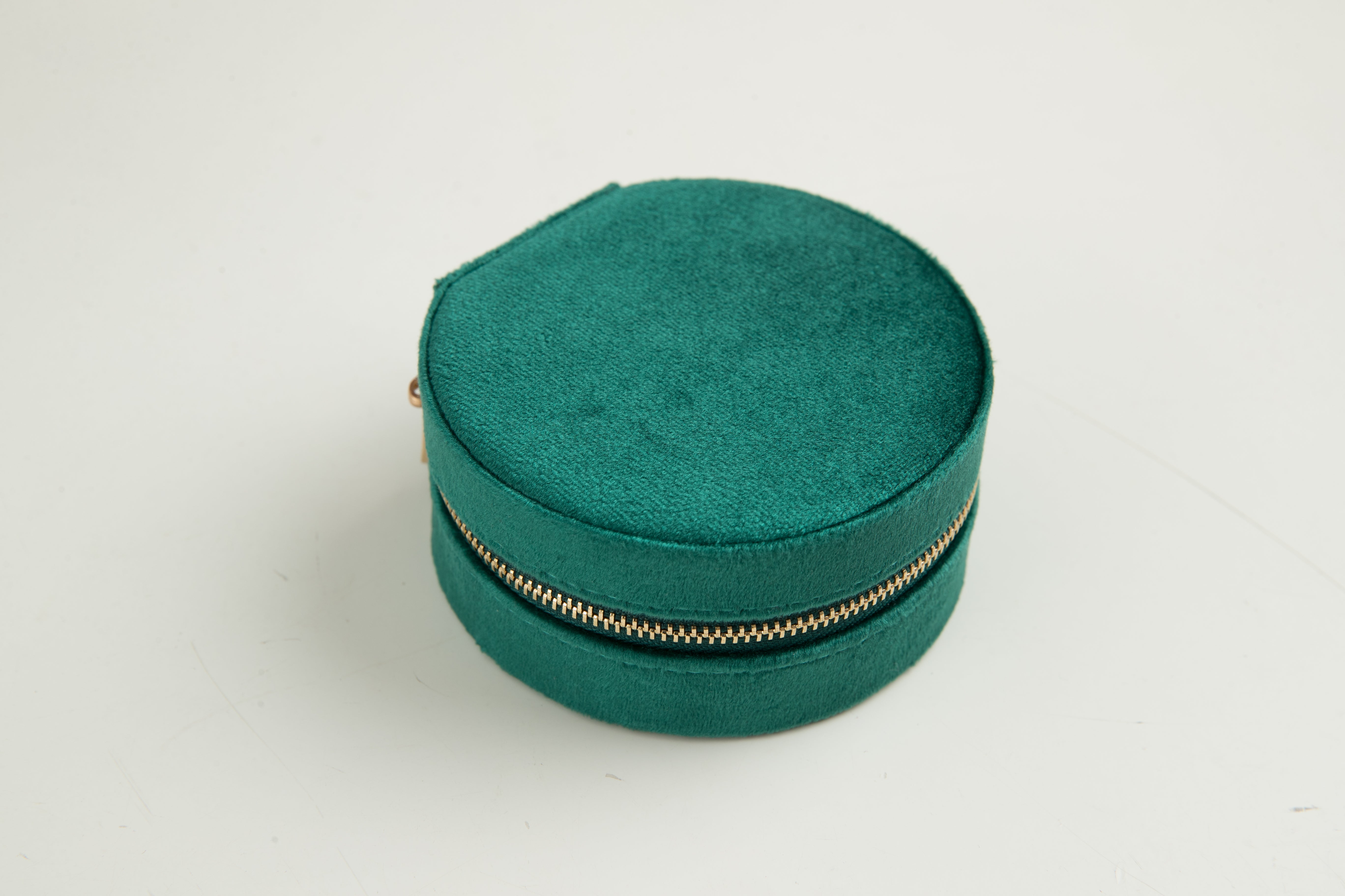 Velvet round jewelry storage box