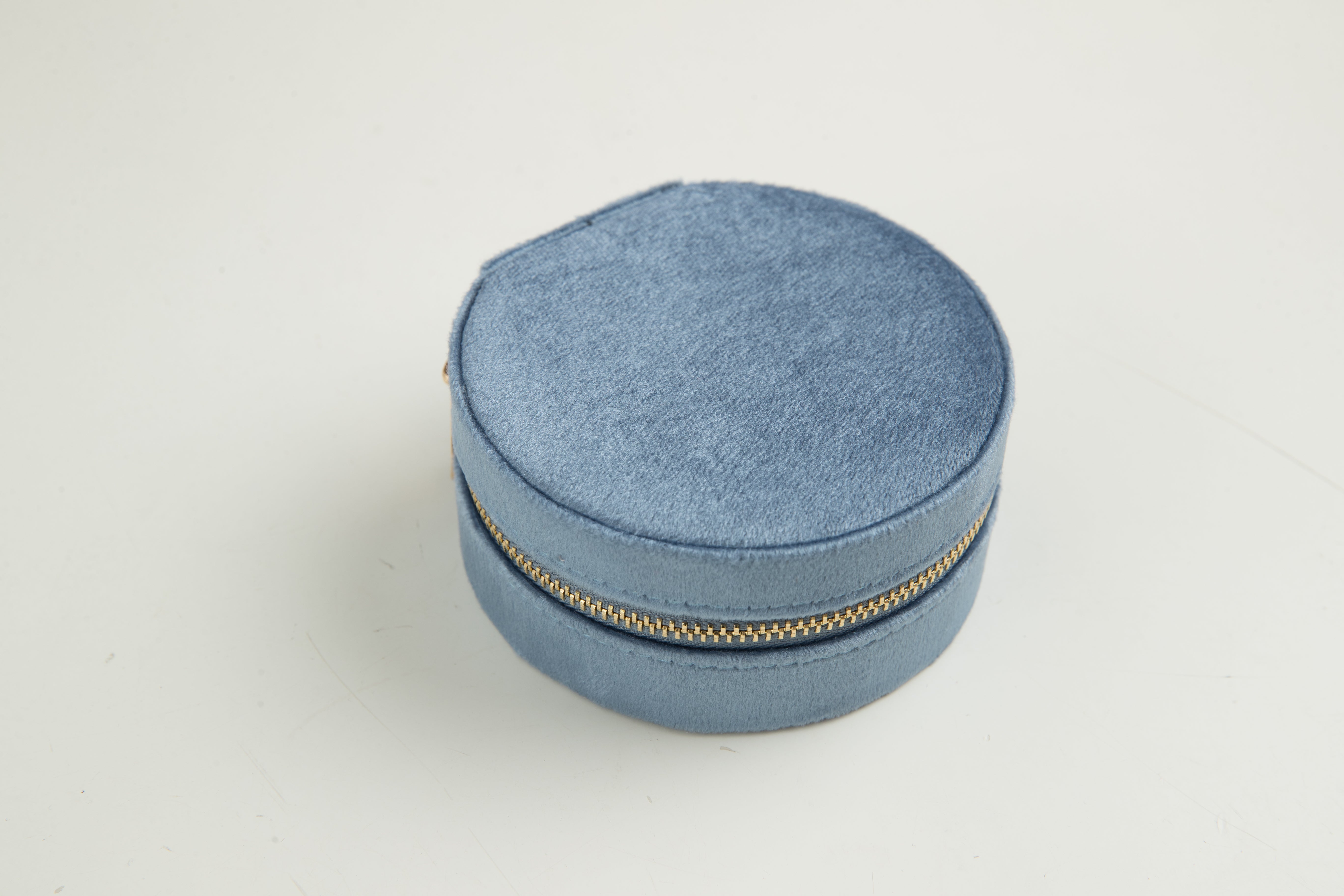 Velvet round jewelry storage box